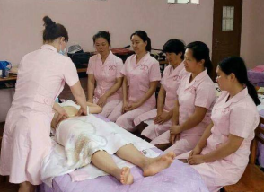 專業守護，無痛呵護 高級催乳師引領產后乳房健康管理新體驗